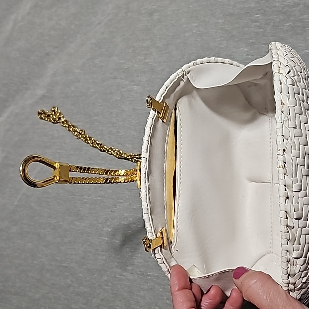 Vintage Willow White hard shell wicker purse clutch  Made in Hong Kong - Picture 8 of 16